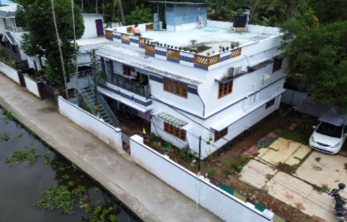 PADDY N' CANAL HOMESTAY